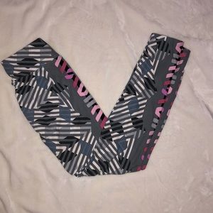 LulaRoe grey stripped leggings